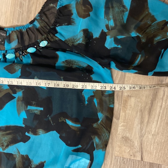 Karen Kane silk blouse - Picture 9 of 13